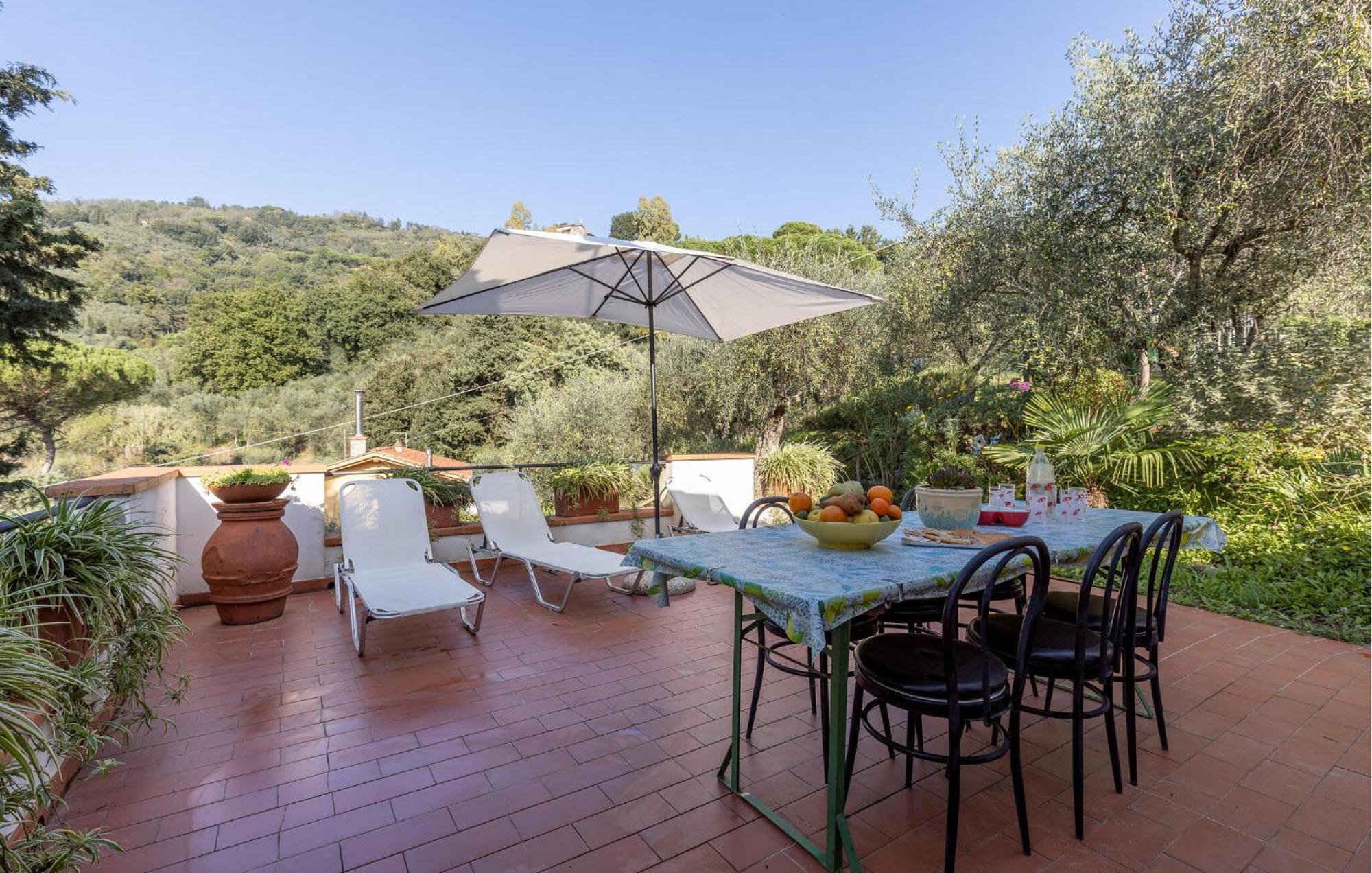 Beautiful Home In Uzzano Pt With Kitchen Exteriör bild